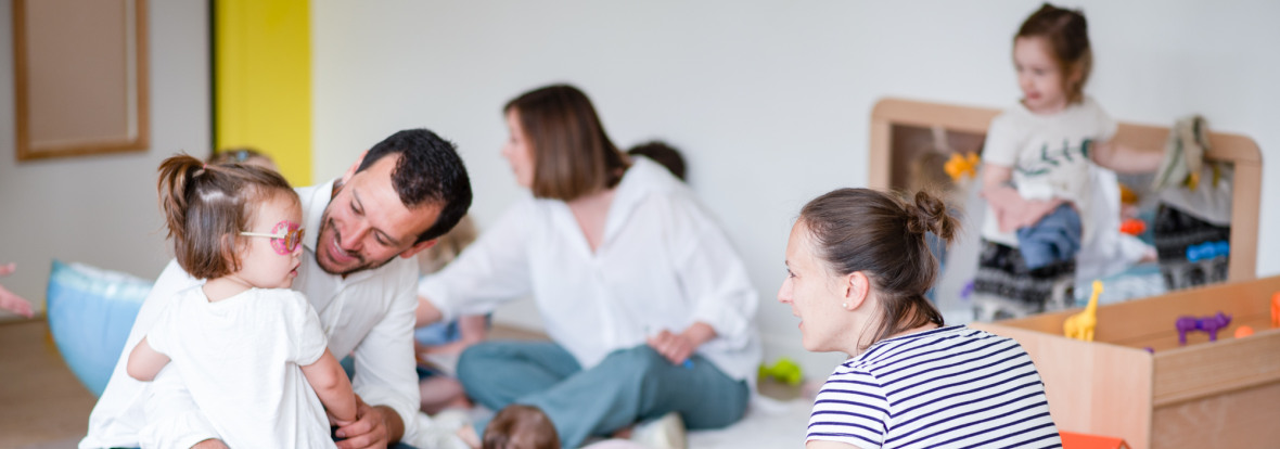 Photo d'une famille en crèche Babilou