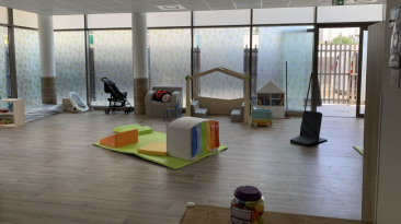 Salle de vie de la crèche Baby Eveil Près d'Arènes