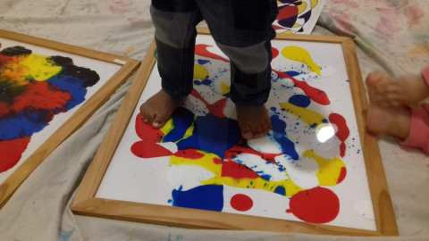 La peinture propre - Rigolo Comme La vie - activité 0-3 ans