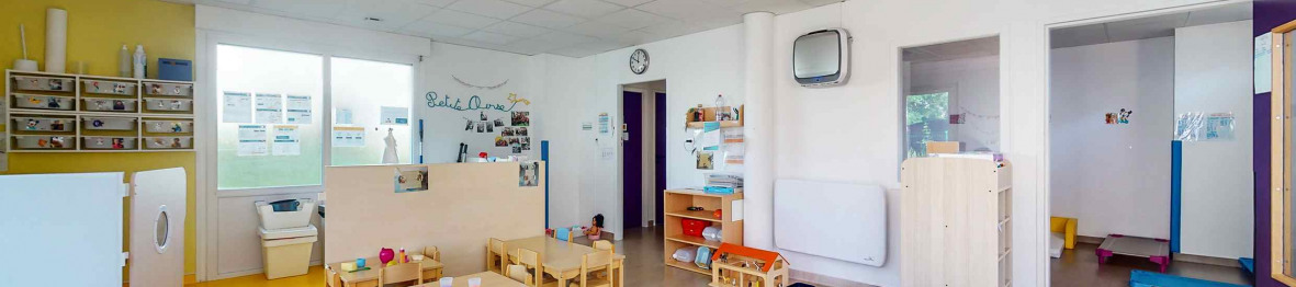 702 - Villepreux Entrepreneurs 1 salle de vie dans la crèche