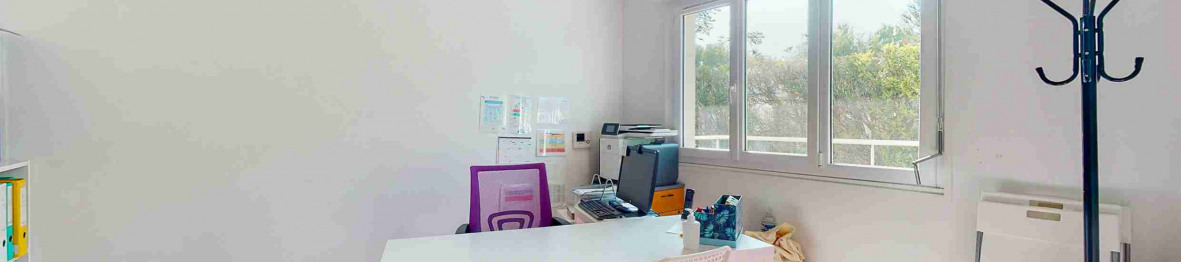 702 - Villepreux Entrepreneurs 1 bureau de la directrice