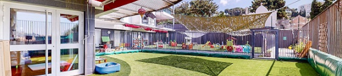 123 - Babilou Vallauris Souvenir Français - jardin