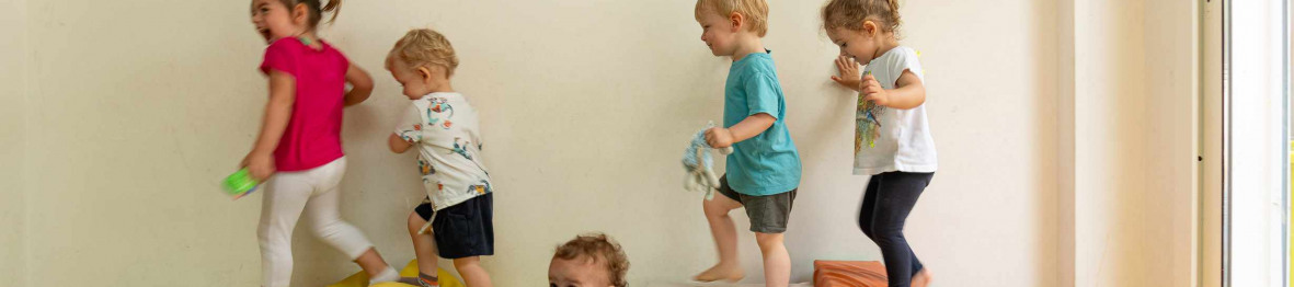 242 - Babilou Nice Meyerbeer - groupe d'enfants au pôle motricité