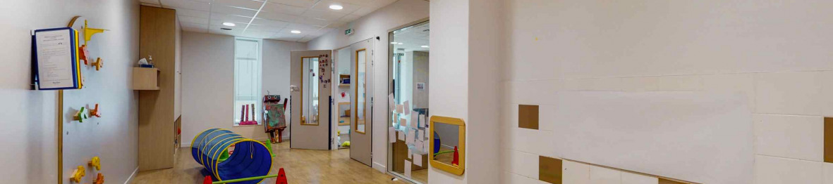 349 - Babilou Villeurbanne Guérin - différents pôles de jeux dans la crèche