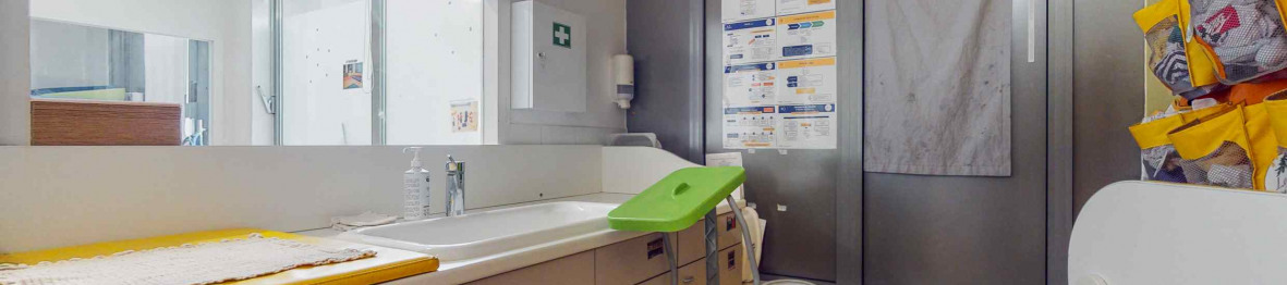 474 - Babilou Clichy Chancé Milly - salle de change