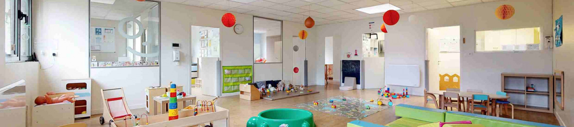 611 - Babilou Villeneuve d'Ascq Parmentier - espace en crèche avec le pôle motricité