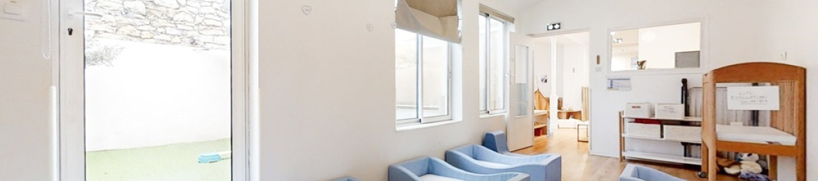 Salle de dortoir en crèche Babilou 