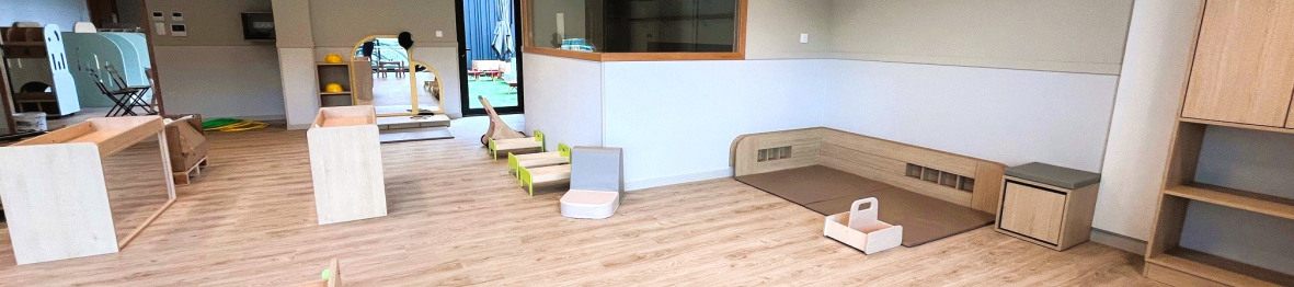 Pièce de vie lumineuse au sein de la Crèche Babilou Saint-Genis Laval Brignais