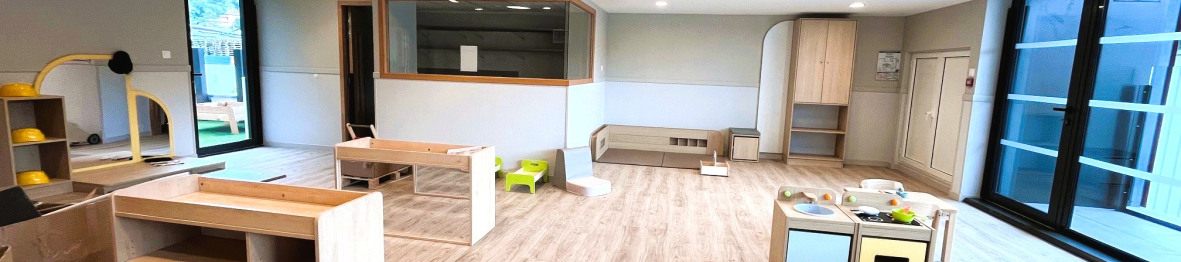 Vaste espace d'éveil au sein de la Crèche Babilou Saint-Genis Laval Brignais