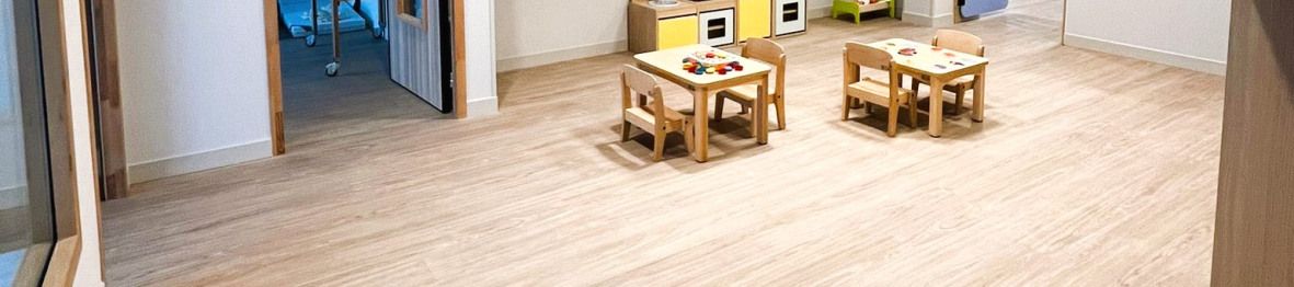 Jeux et jouets en bois au sein de la crèche Babilou Francheville Torey