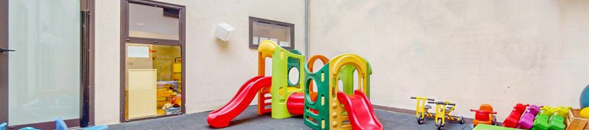 L'extérieur de la crèche 