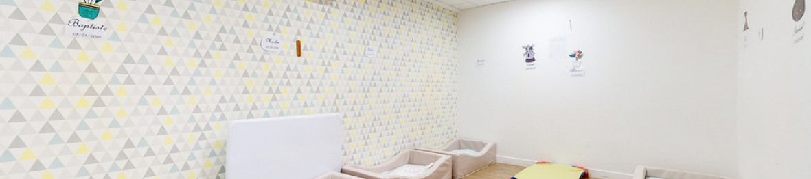 Salle de dortoir en crèche Babilou 