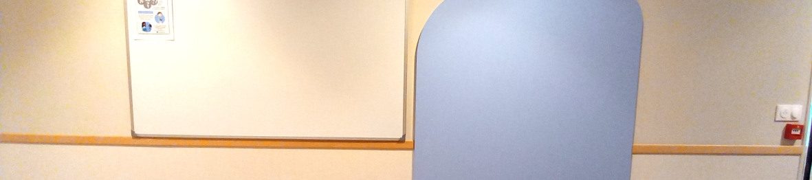 Mur pédagogique dans la crèche Babilou Antibes Deuxième Avenue