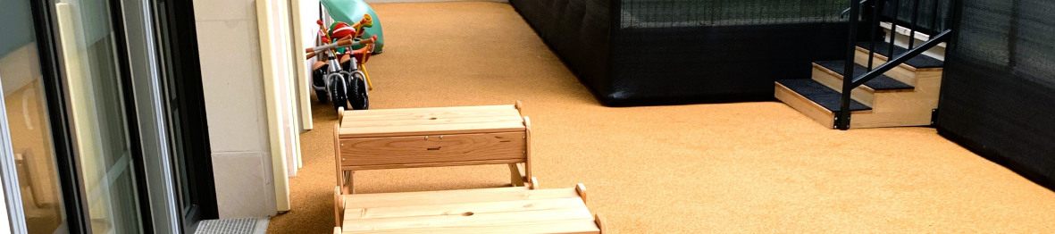 Espace extérieur de la Crèche Babilou Levallois Vergniaud 