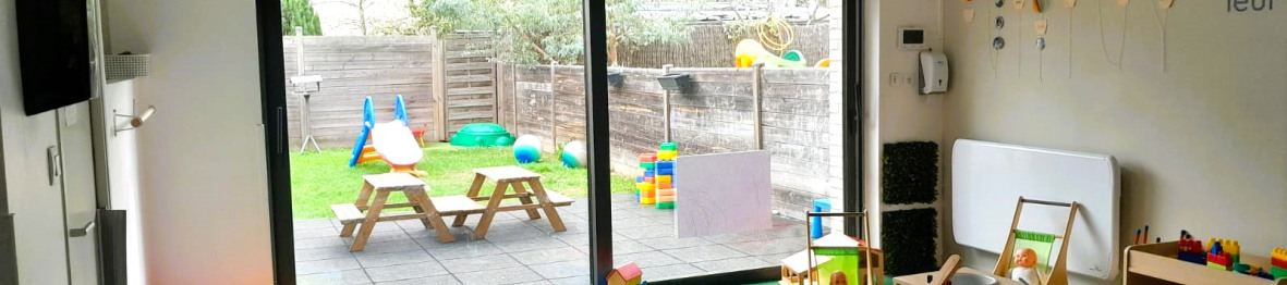 Fenêtre sur cours au sein de la micro-crèche Babilou Marcq Maginot
