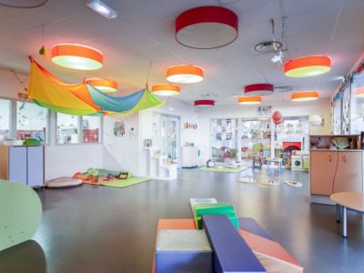 567-photo-creche-Babilou-Bebebiz-Castres-COUV.jpg