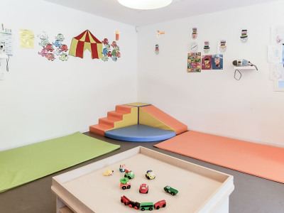 572-photo-creche-Babilou-Bebebiz-Balma-COUV.jpg