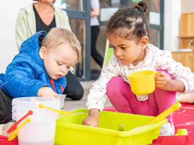696 - Babilou Fréjus La Montagne activité en plein air avec des enfants