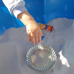 activite-bac-sensoriel-sable-babilou