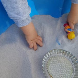 activite-sable-texture-activite-enfant-babilou