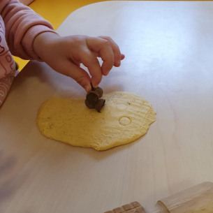 créativité - pâte à modeler - Babilou