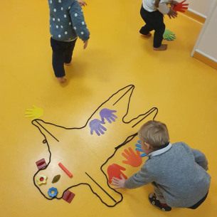 Activité dessin - motricité - Babilou