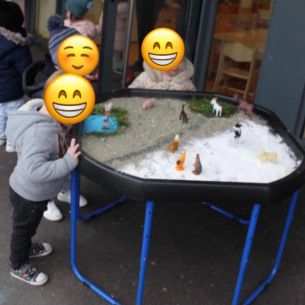 Bacs-sensoriels-decor-Babilou-1